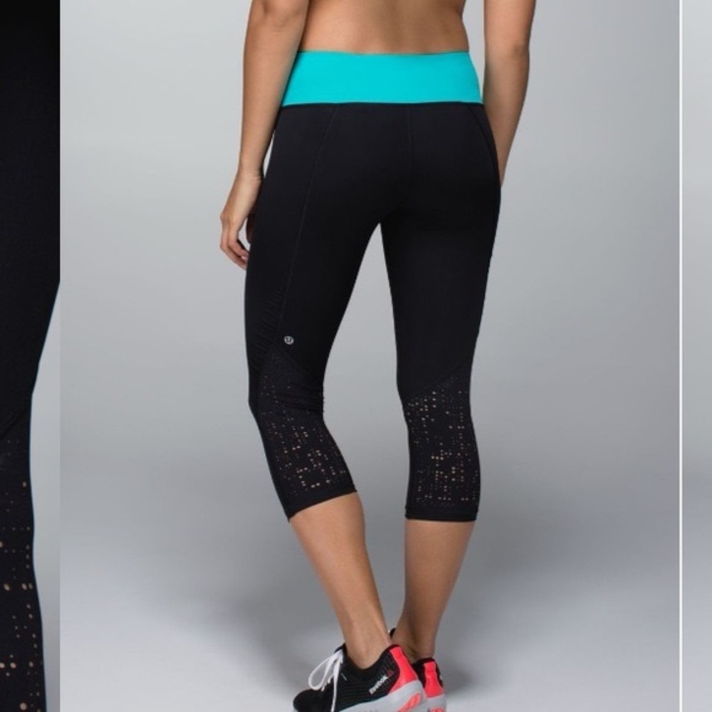 Lululemon Water Bound Crop